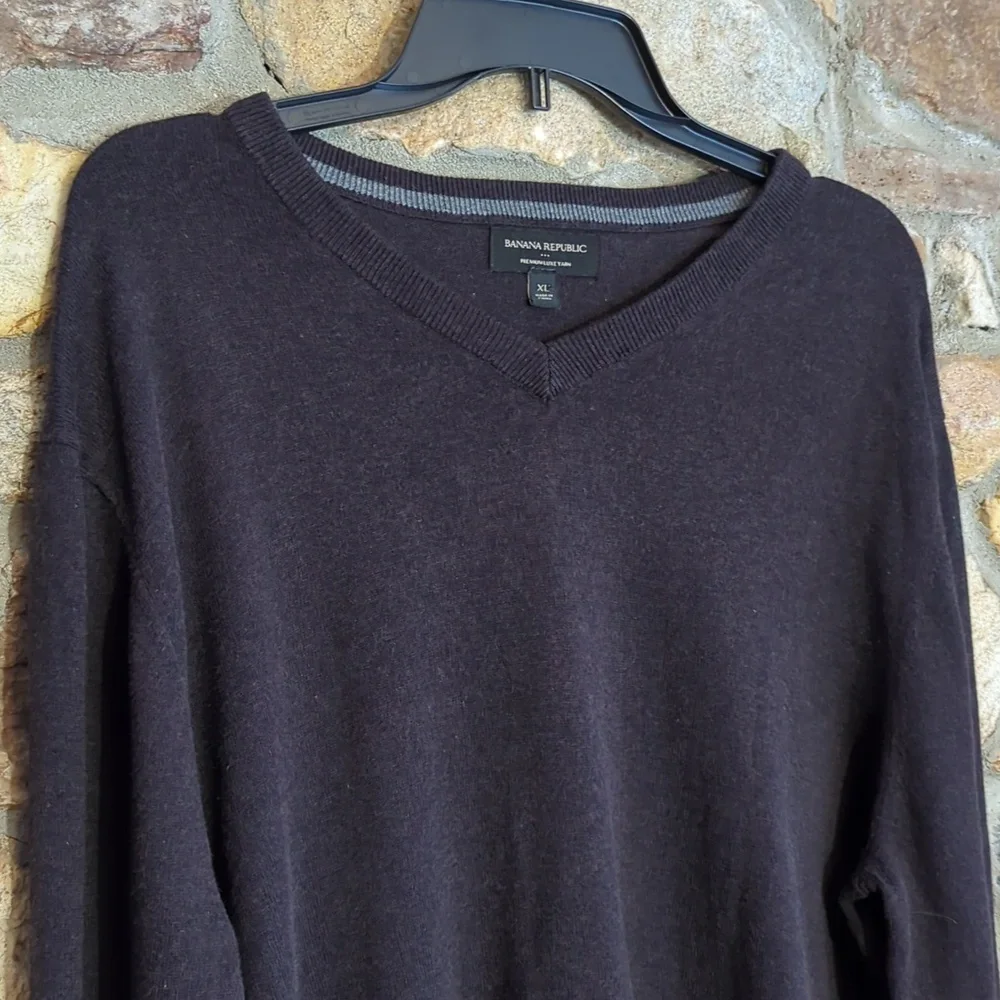 Banana Republic Premium Luxe Yarn Dark Brown V-Neck Sweater